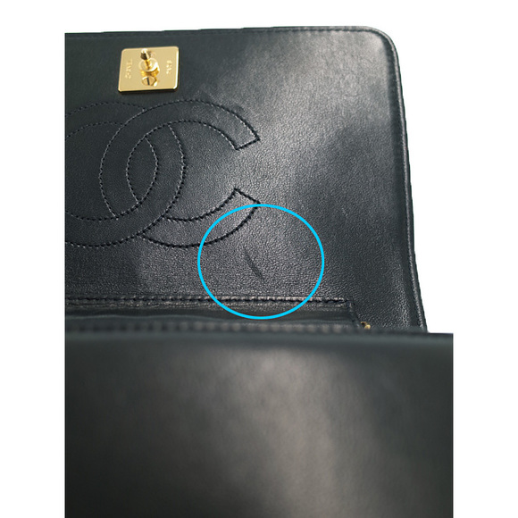 Chanel Mini Matelasse Chain Shoulder Bag Black - Picture 5 of 7